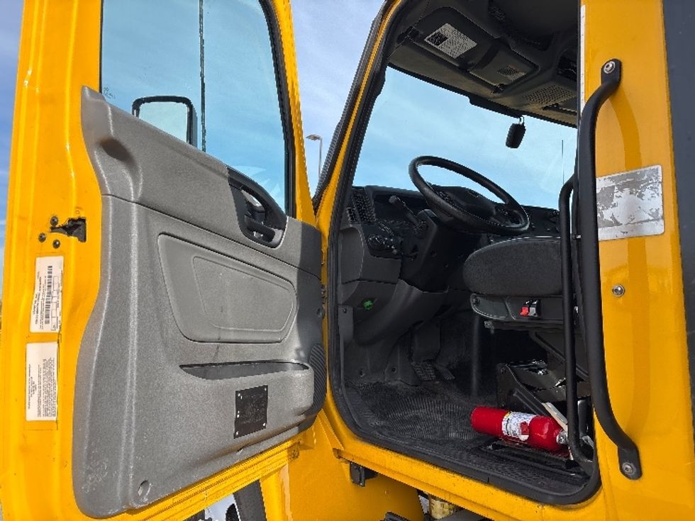 Flatbed Truck-Light and Medium Duty Trucks-International-2022-MV607-Salt Lake City-UT-41,319\n\t\tmiles-$ 70,000 - Image 15