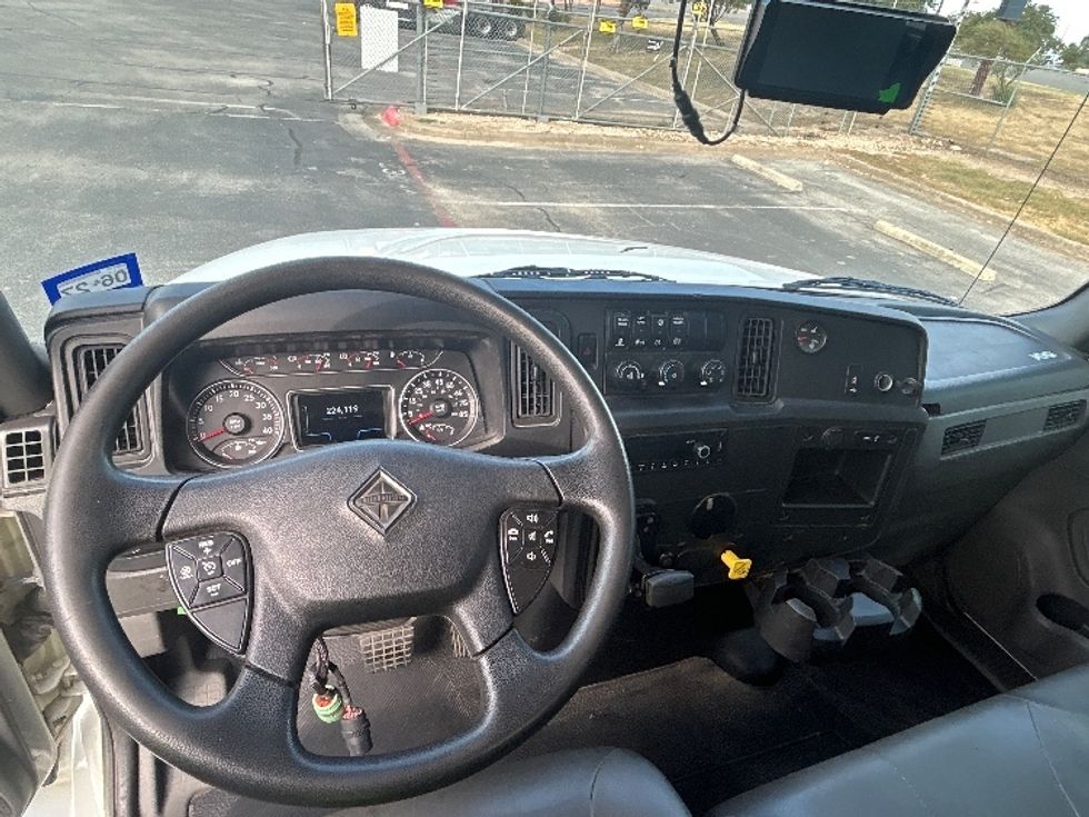 Flatbed Truck-Light and Medium Duty Trucks-International-2022-MV607-San Antonio-TX-224,118\n\t\tmiles-$ 52,750 - Image 18