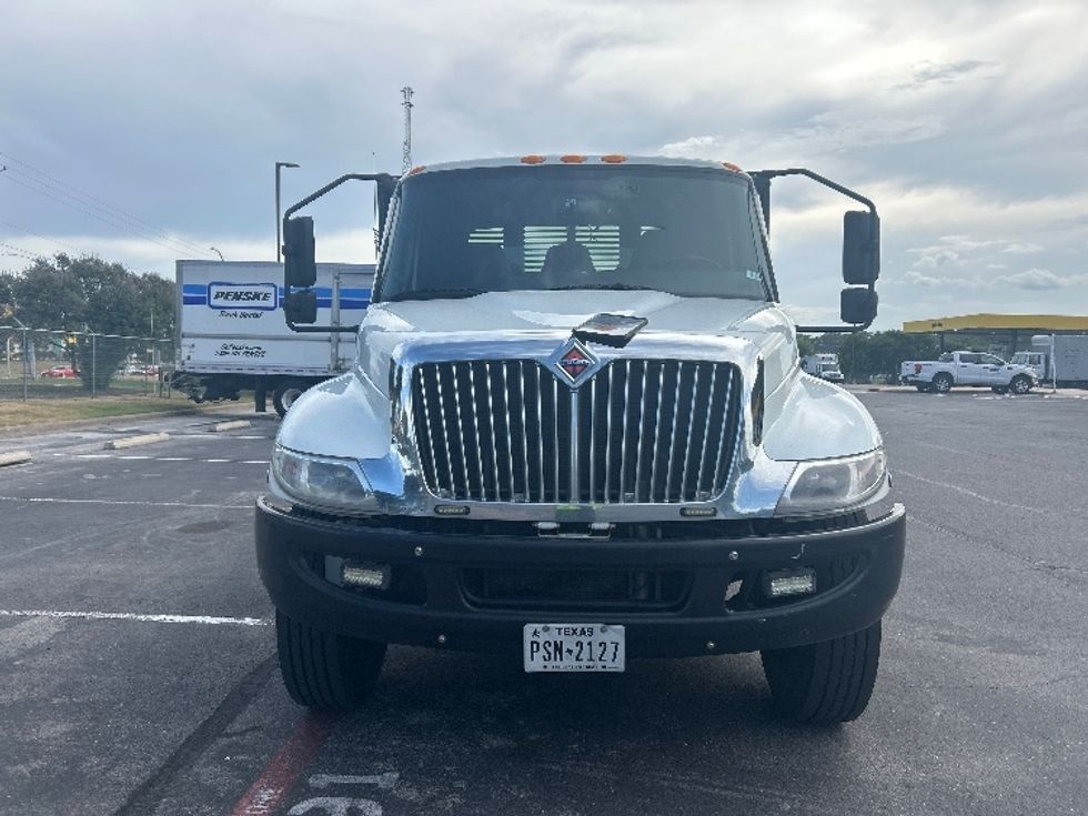 Flatbed Truck-Light and Medium Duty Trucks-International-2022-MV607-San Antonio-TX-224,118\n\t\tmiles-$ 52,750 - Image 2