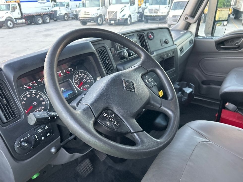 Flatbed Truck-Light and Medium Duty Trucks-International-2022-MV607-Tampa-FL-103,610\n\t\tmiles-$ 60,000 - Image 17