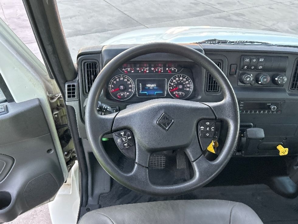 Flatbed Truck-Light and Medium Duty Trucks-International-2022-MV607-Tampa-FL-103,610\n\t\tmiles-$ 60,000 - Image 18