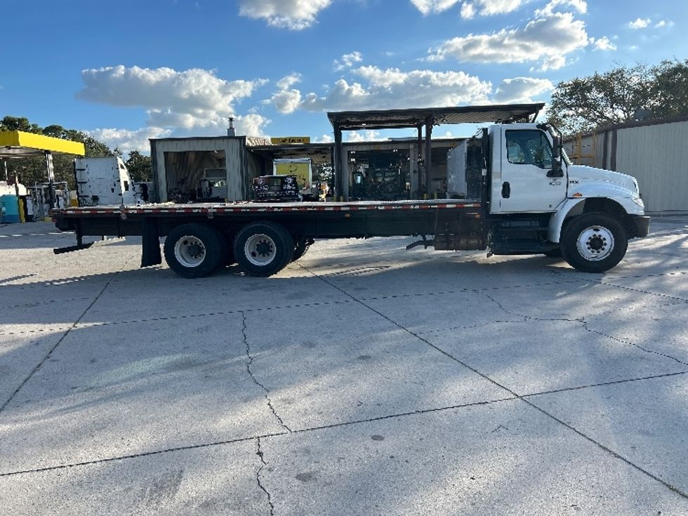 Flatbed Truck-Light and Medium Duty Trucks-International-2022-MV607-Tampa-FL-155,443\n\t\tmiles-$ 79,000 - Image 15