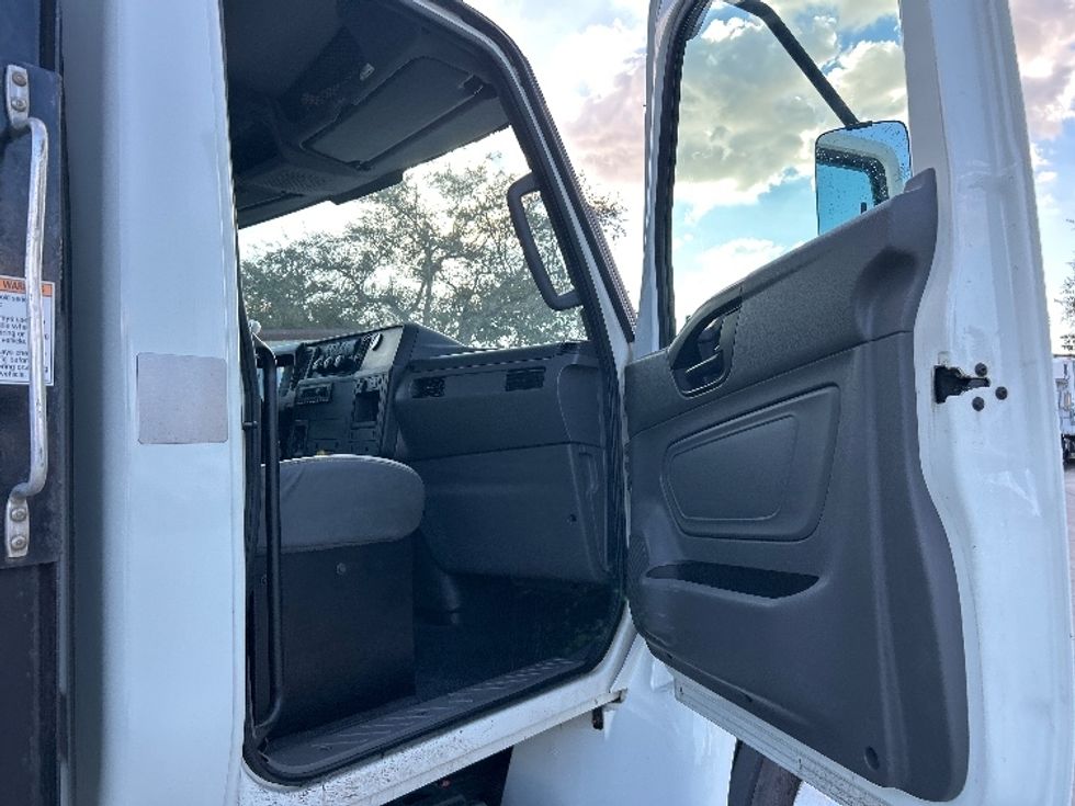 Flatbed Truck-Light and Medium Duty Trucks-International-2022-MV607-Tampa-FL-155,443\n\t\tmiles-$ 79,000 - Image 20