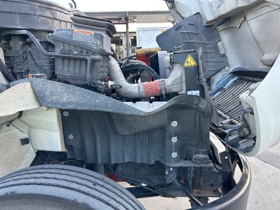 Flatbed Truck-Light and Medium Duty Trucks-International-2022-MV607-Tampa-FL-155,443\n\t\tmiles-$ 79,000 - Image 23