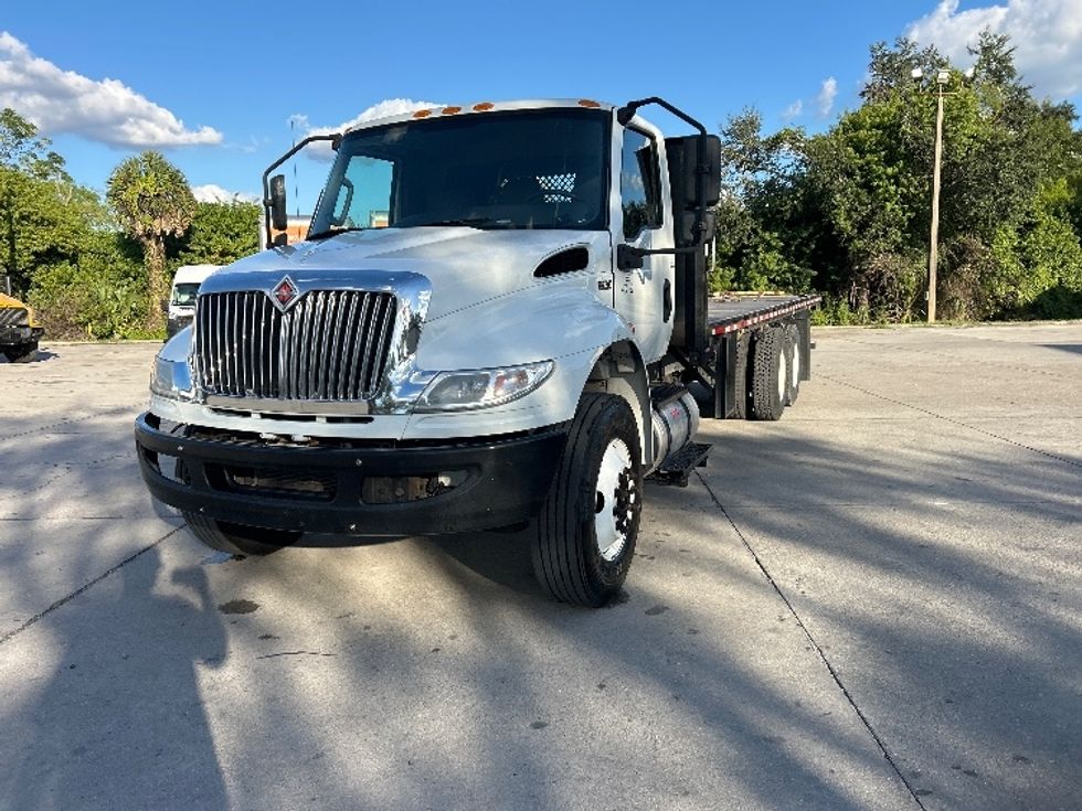 Flatbed Truck-Light and Medium Duty Trucks-International-2022-MV607-Tampa-FL-155,443\n\t\tmiles-$ 79,000 - Image 3