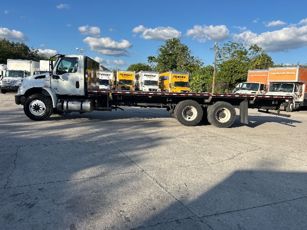 Flatbed Truck-Light and Medium Duty Trucks-International-2022-MV607-Tampa-FL-155,443\n\t\tmiles-$ 79,000 - Image 4