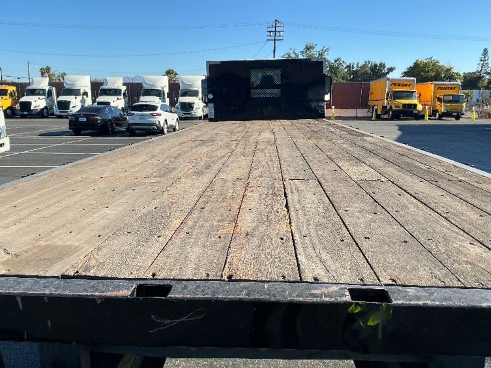 Flatbed Truck-Light and Medium Duty Trucks-International-2022-MV607-Torrance-CA-168,153\n\t\tmiles-$ 57,750 - Image 10