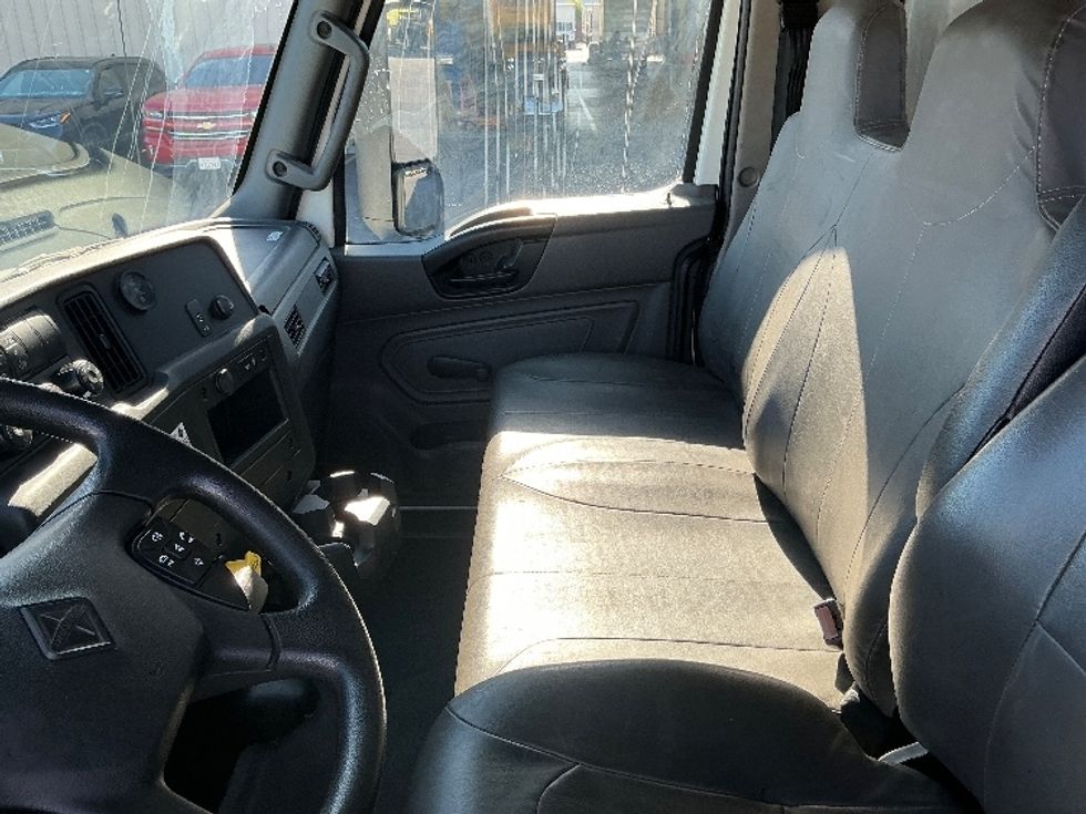 Flatbed Truck-Light and Medium Duty Trucks-International-2022-MV607-Torrance-CA-168,153\n\t\tmiles-$ 57,750 - Image 17