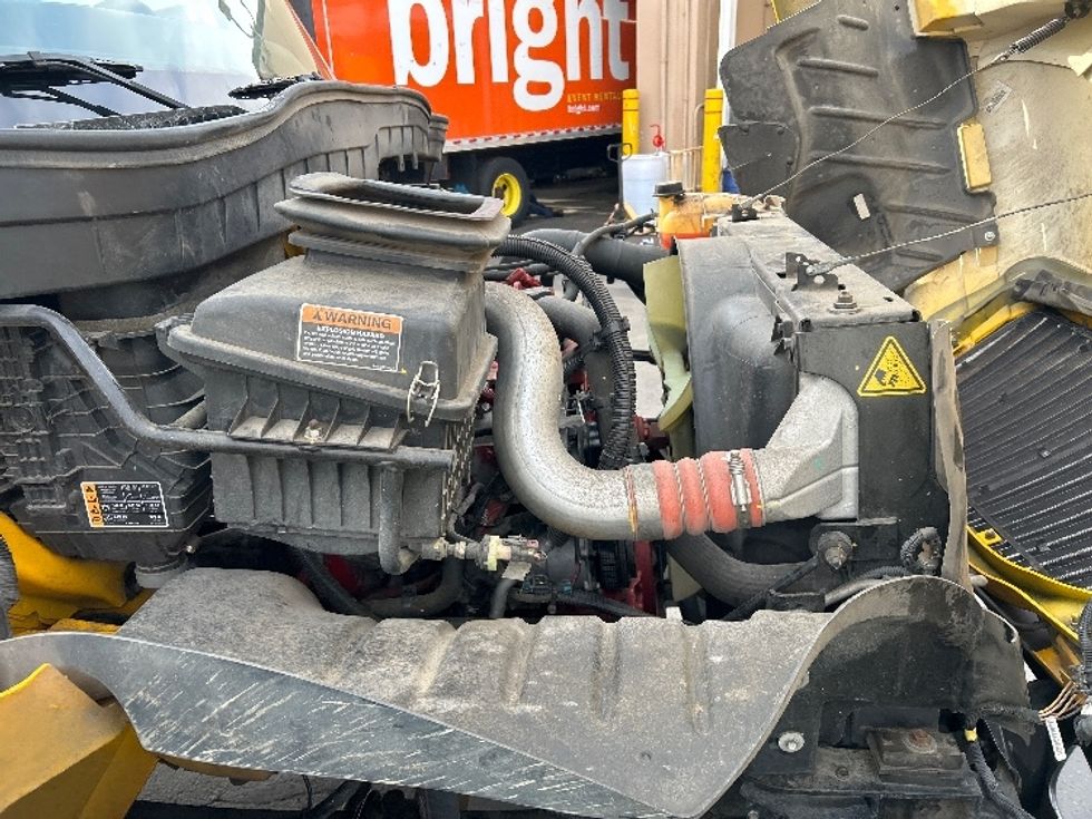 Flatbed Truck-Light and Medium Duty Trucks-International-2022-MV607-West Sacramento-CA-90,256\n\t\tmiles-$ 63,500 - Image 22