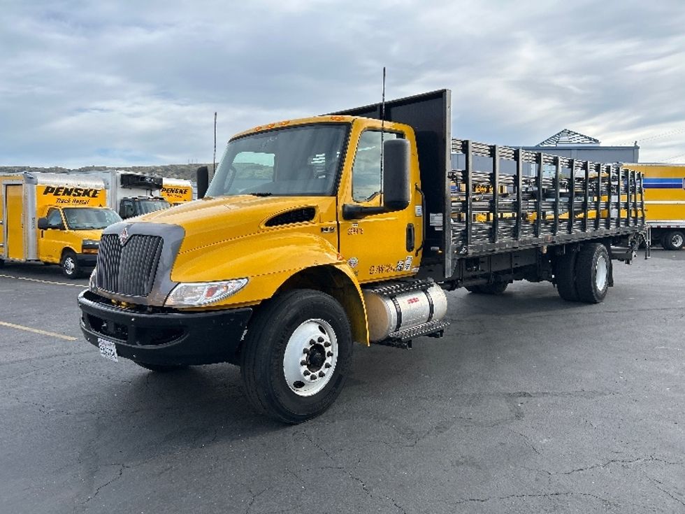 Flatbed Truck-Light and Medium Duty Trucks-International-2022-MV607-West Sacramento-CA-90,256\n\t\tmiles-$ 63,500 - Image 3