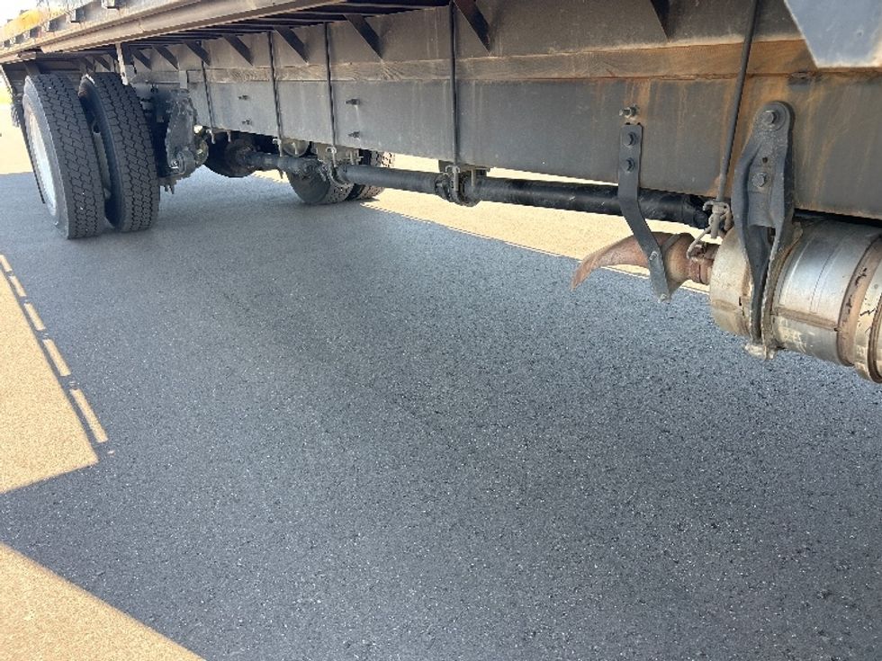 Flatbed Truck-Light and Medium Duty Trucks-International-2022-MV607-Wichita-KS-195,387\n\t\tmiles-$ 58,250 - Image 14