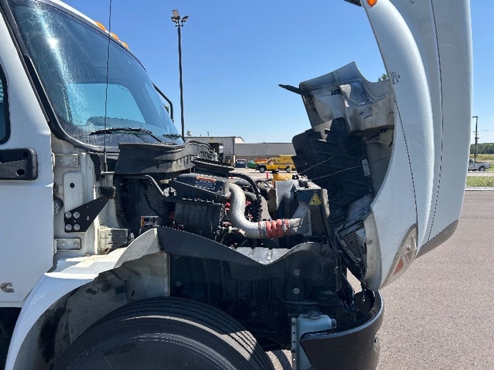 Flatbed Truck-Light and Medium Duty Trucks-International-2022-MV607-Wichita-KS-195,387\n\t\tmiles-$ 58,250 - Image 22