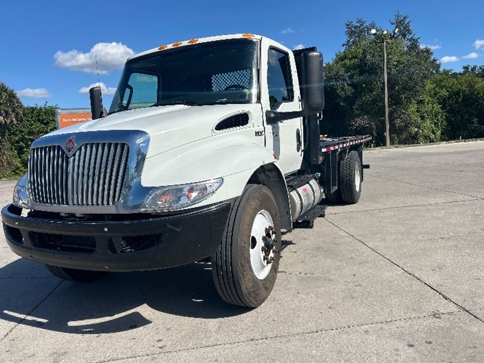 Flatbed Truck-Light and Medium Duty Trucks-International-2023-MV607-Tampa-FL-94,513\n\t\tmiles-$ 66,750 - Image 3