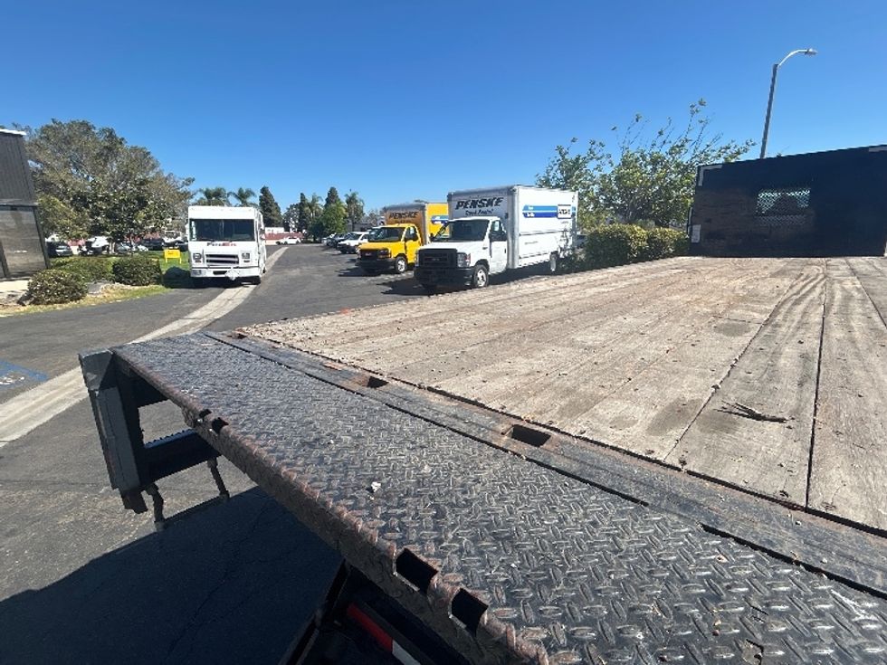 Flatbed Truck-Light and Medium Duty Trucks-International-2023-MV607-Torrance-CA-191,380\n\t\tmiles-$ 63,750 - Image 10