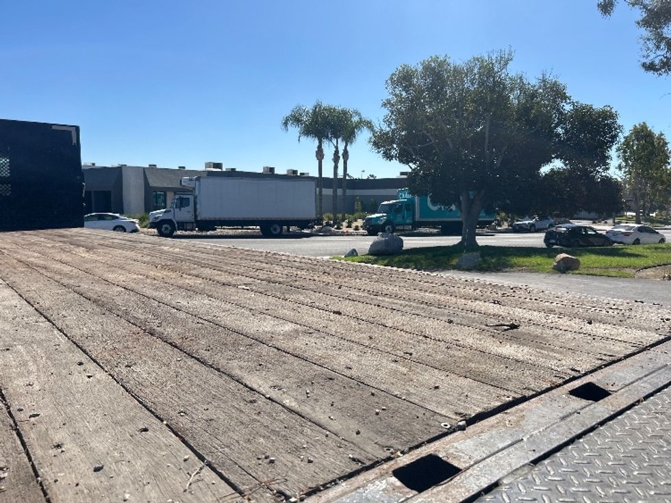 Flatbed Truck-Light and Medium Duty Trucks-International-2023-MV607-Torrance-CA-191,380\n\t\tmiles-$ 63,750 - Image 11