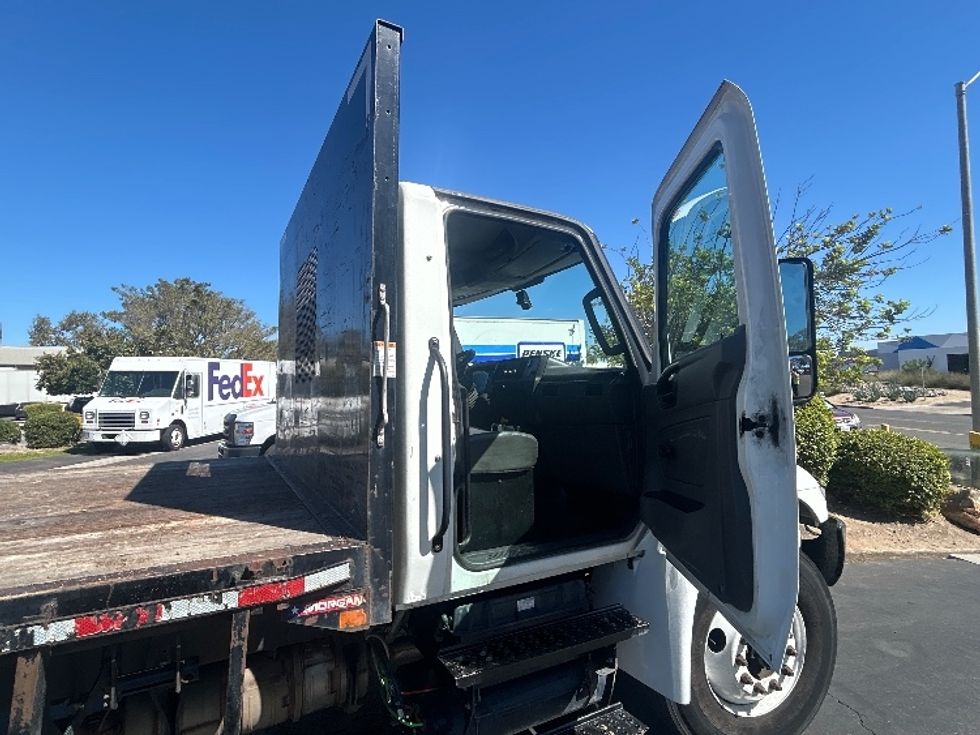 Flatbed Truck-Light and Medium Duty Trucks-International-2023-MV607-Torrance-CA-191,380\n\t\tmiles-$ 63,750 - Image 19