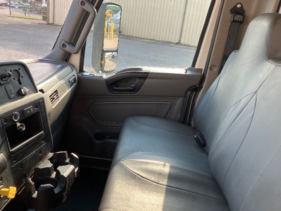 Flatbed Truck-Light and Medium Duty Trucks-International-2024-MV607N-Birmingham-AL-169,128\n\t\tmiles-$ 65,500 - Image 18