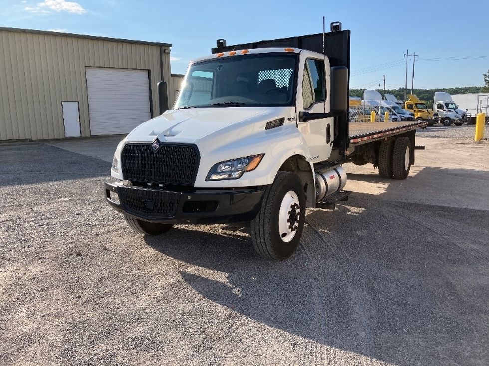 Flatbed Truck-Light and Medium Duty Trucks-International-2024-MV607N-Birmingham-AL-169,128\n\t\tmiles-$ 65,500 - Image 3