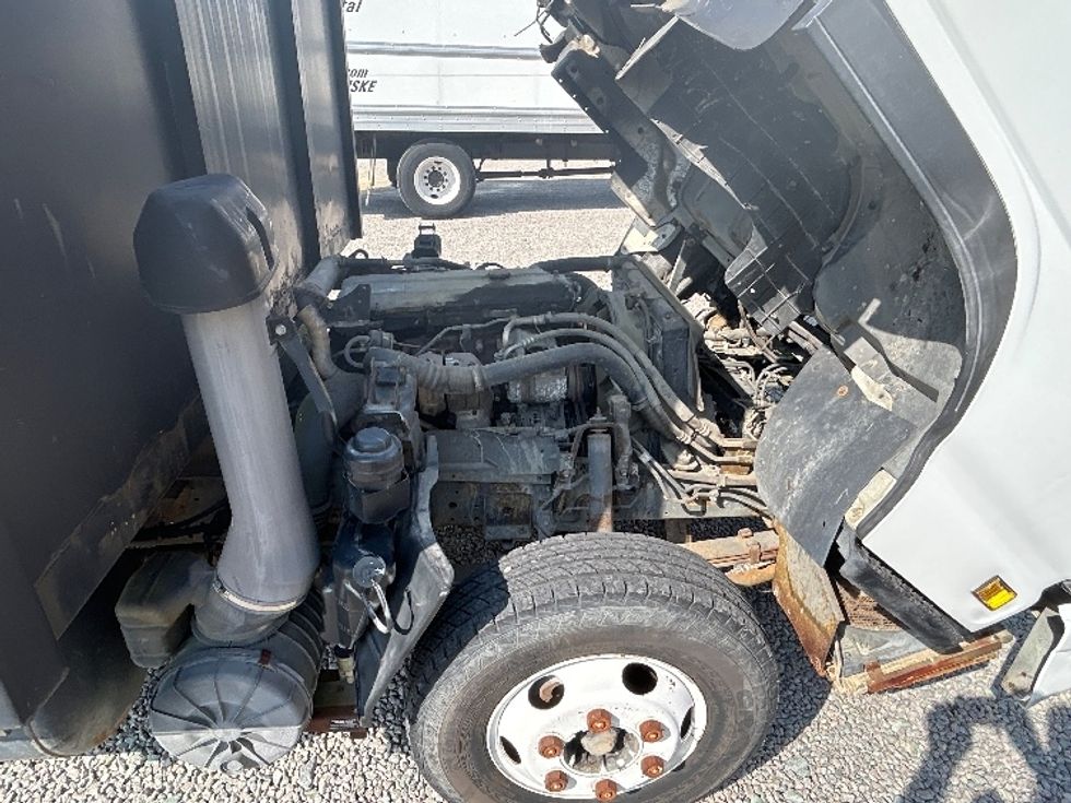 Flatbed Truck-Light and Medium Duty Trucks-Isuzu-2006-NPR-Fayetteville-NC-208,177\n\t\tmiles-$ 7,500 - Image 23