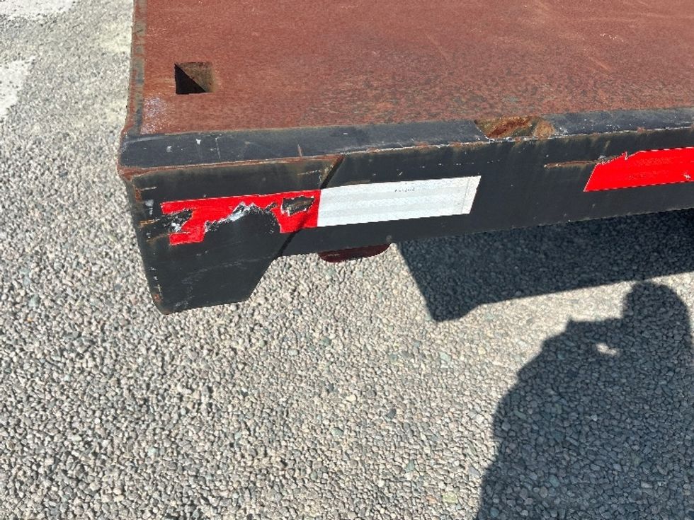 Flatbed Truck-Light and Medium Duty Trucks-Isuzu-2006-NPR-Fayetteville-NC-208,177\n\t\tmiles-$ 7,500 - Image 27