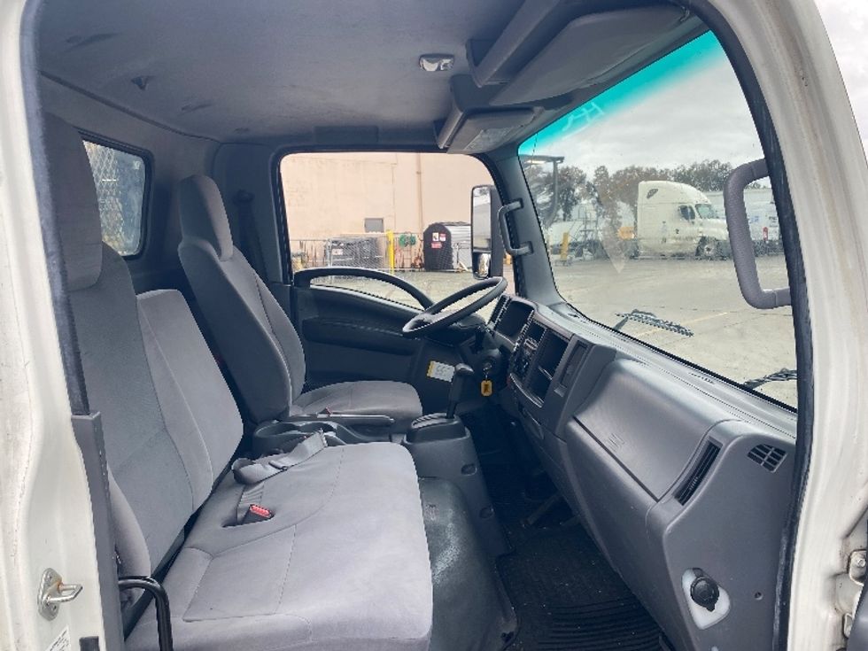 Flatbed Truck-Light and Medium Duty Trucks-Isuzu-2016-NPR-Fontana-CA-124,694\n\t\tmiles-$ 22,250 - Image 19