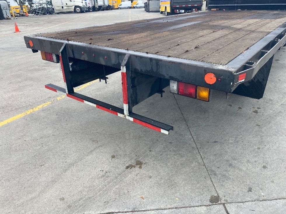 Flatbed Truck-Light and Medium Duty Trucks-Isuzu-2016-NPR-Fontana-CA-124,694\n\t\tmiles-$ 22,250 - Image 8