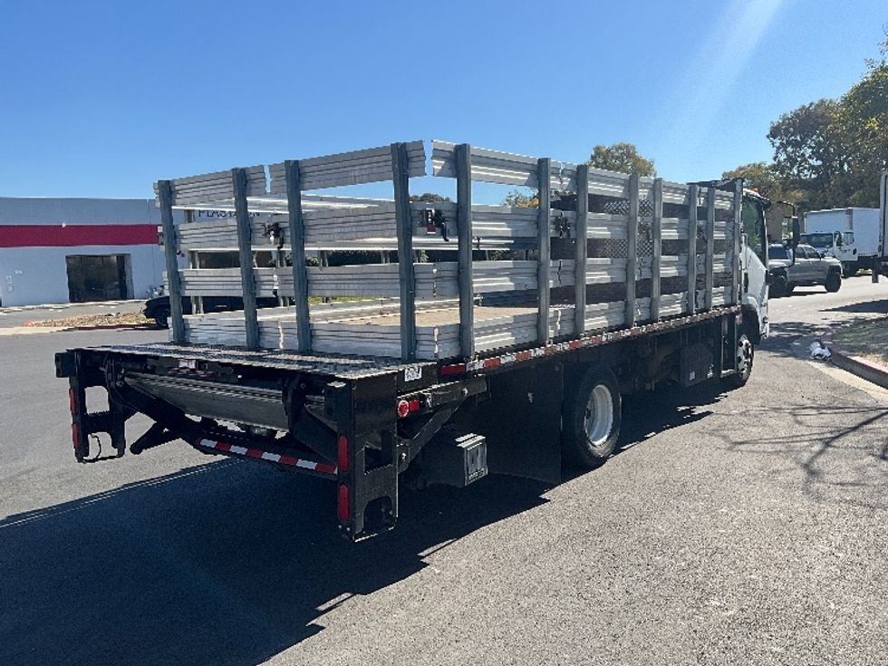 Flatbed Truck-Light and Medium Duty Trucks-Isuzu-2016-NPR-Hayward-CA-149,623\n\t\tmiles-$ 32,500 - Image 13