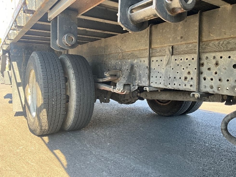 Flatbed Truck-Light and Medium Duty Trucks-Isuzu-2016-NPR-Hayward-CA-149,623\n\t\tmiles-$ 32,500 - Image 14