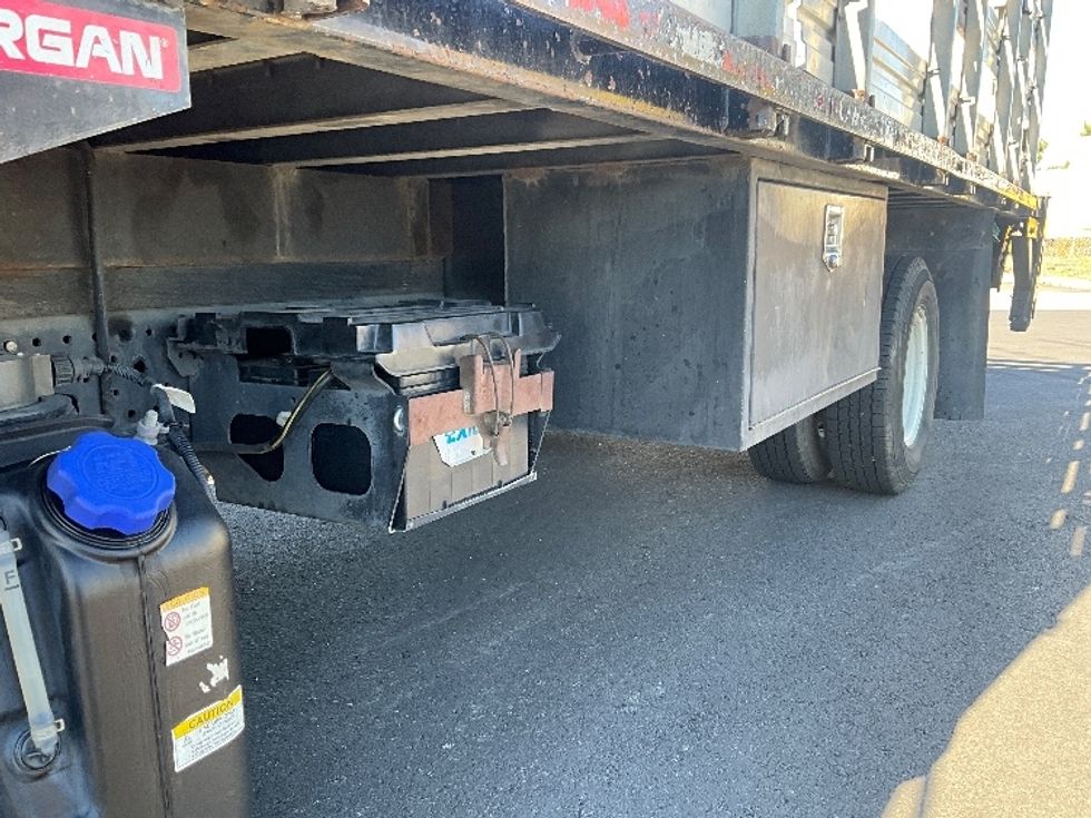 Flatbed Truck-Light and Medium Duty Trucks-Isuzu-2016-NPR-Hayward-CA-149,623\n\t\tmiles-$ 32,500 - Image 5