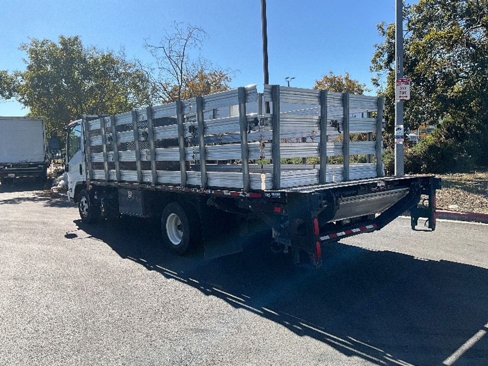 Flatbed Truck-Light and Medium Duty Trucks-Isuzu-2016-NPR-Hayward-CA-149,623\n\t\tmiles-$ 32,500 - Image 6