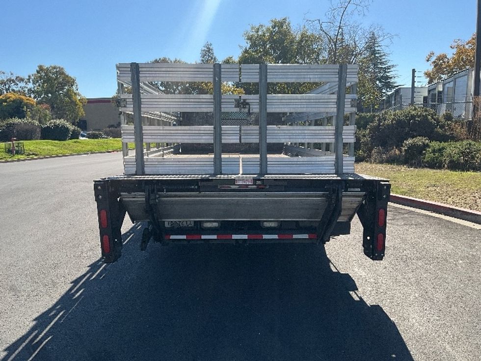 Flatbed Truck-Light and Medium Duty Trucks-Isuzu-2016-NPR-Hayward-CA-149,623\n\t\tmiles-$ 32,500 - Image 7