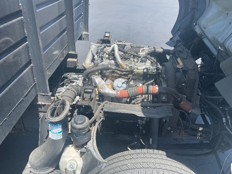 Flatbed Truck-Light and Medium Duty Trucks-Isuzu-2016-NPR-La Mirada-CA-147,625\n\t\tmiles-$ 28,750 - Image 24