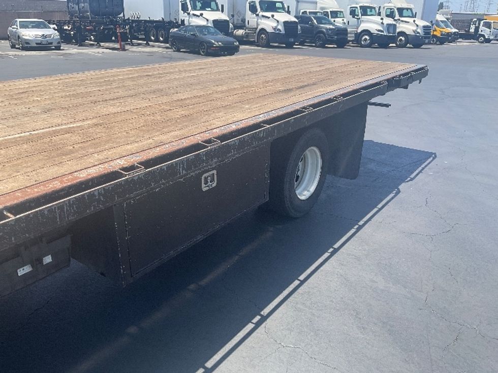 Flatbed Truck-Light and Medium Duty Trucks-Isuzu-2016-NPR-La Mirada-CA-147,625\n\t\tmiles-$ 28,750 - Image 25