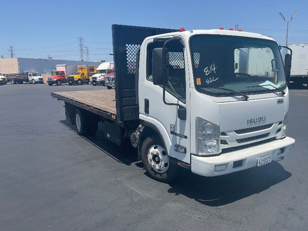 Flatbed Truck-Light and Medium Duty Trucks-Isuzu-2016-NPR-La Mirada-CA-147,625\n\t\tmiles-$ 28,750 - Image 3