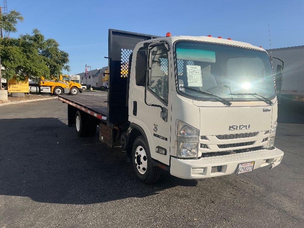 Flatbed Truck-Light and Medium Duty Trucks-Isuzu-2016-NPR-La Mirada-CA-88,701\n\t\tmiles-$ 28,000 - Image 1