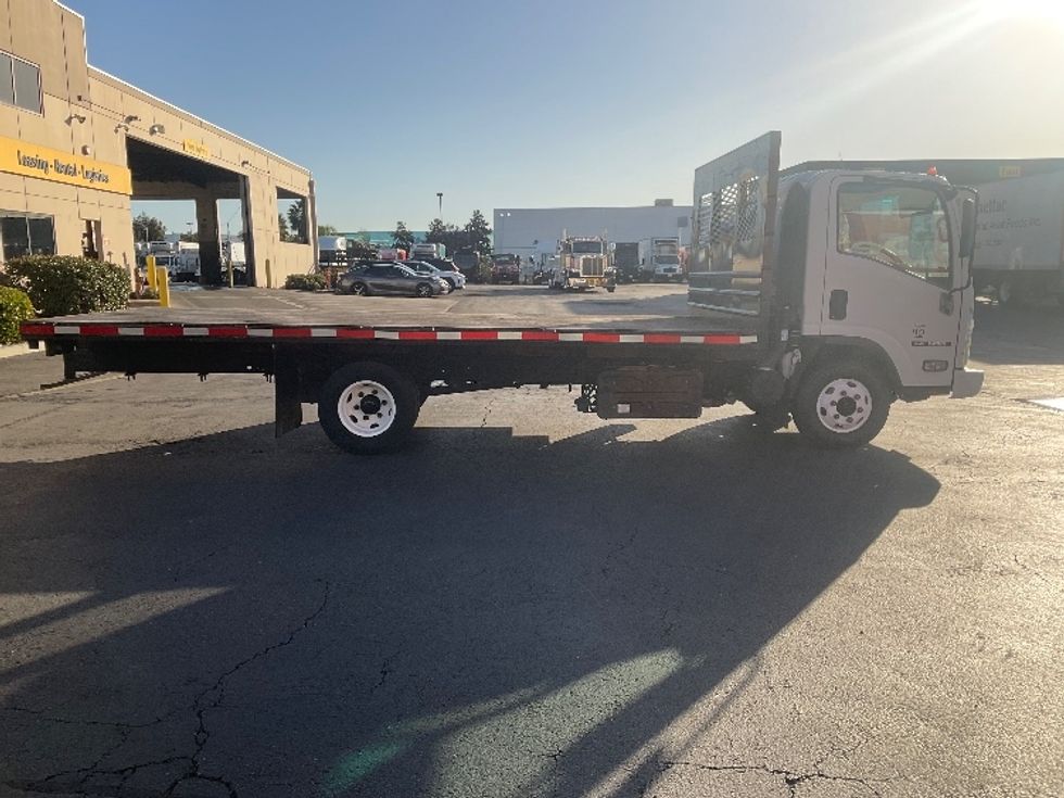 Flatbed Truck-Light and Medium Duty Trucks-Isuzu-2016-NPR-La Mirada-CA-88,701\n\t\tmiles-$ 28,000 - Image 14