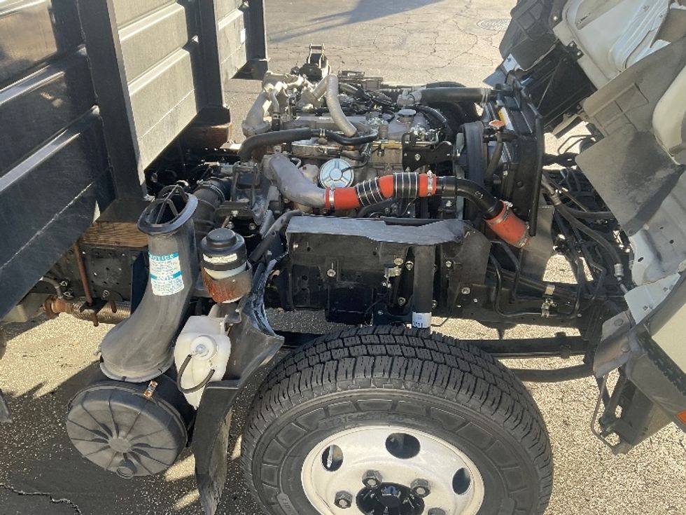 Flatbed Truck-Light and Medium Duty Trucks-Isuzu-2016-NPR-La Mirada-CA-88,701\n\t\tmiles-$ 28,000 - Image 21