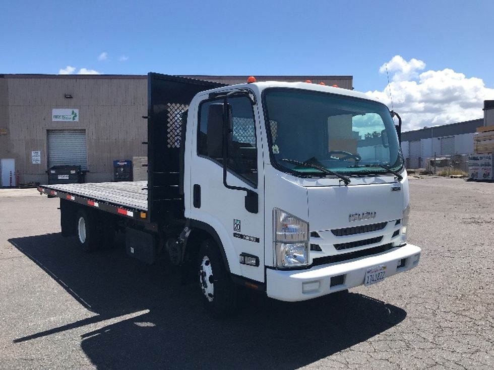 Flatbed Truck-Light and Medium Duty Trucks-Isuzu-2016-NPR-National City-CA-75,370\n\t\tmiles-$ 32,500 - Image 1