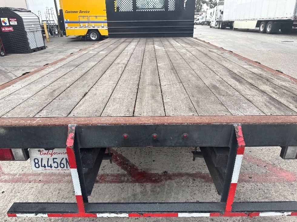 Flatbed Truck-Light and Medium Duty Trucks-Isuzu-2016-NPR-San Marcos-CA-133,405\n\t\tmiles-$ 28,750 - Image 10