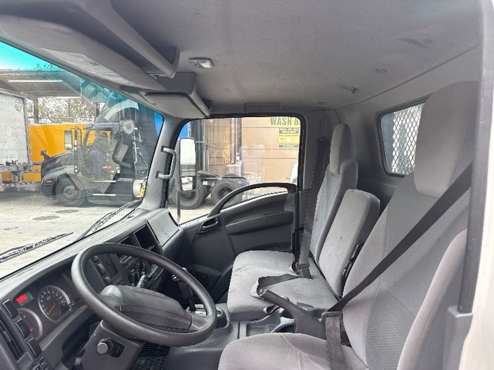 Flatbed Truck-Light and Medium Duty Trucks-Isuzu-2016-NPR-San Marcos-CA-133,405\n\t\tmiles-$ 28,750 - Image 16