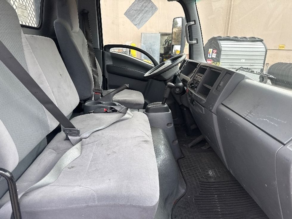 Flatbed Truck-Light and Medium Duty Trucks-Isuzu-2016-NPR-San Marcos-CA-133,405\n\t\tmiles-$ 28,750 - Image 22