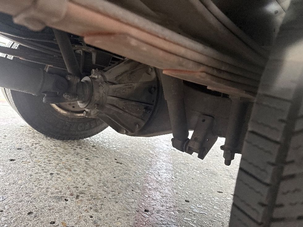 Flatbed Truck-Light and Medium Duty Trucks-Isuzu-2016-NPR-San Marcos-CA-133,405\n\t\tmiles-$ 28,750 - Image 5