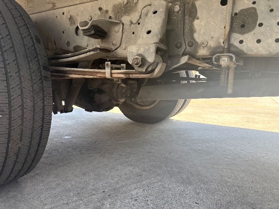 Flatbed Truck-Light and Medium Duty Trucks-Isuzu-2016-NPR-San Marcos-CA-81,640\n\t\tmiles-$ 31,500 - Image 14