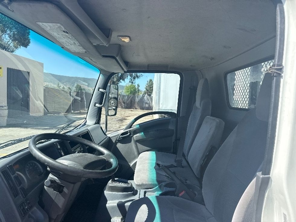 Flatbed Truck-Light and Medium Duty Trucks-Isuzu-2016-NPR-San Marcos-CA-81,640\n\t\tmiles-$ 31,500 - Image 16