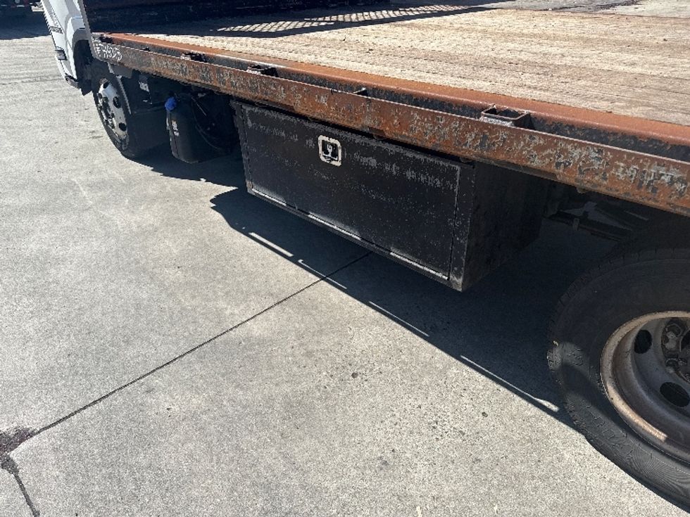 Flatbed Truck-Light and Medium Duty Trucks-Isuzu-2016-NPR-San Marcos-CA-81,640\n\t\tmiles-$ 31,500 - Image 25