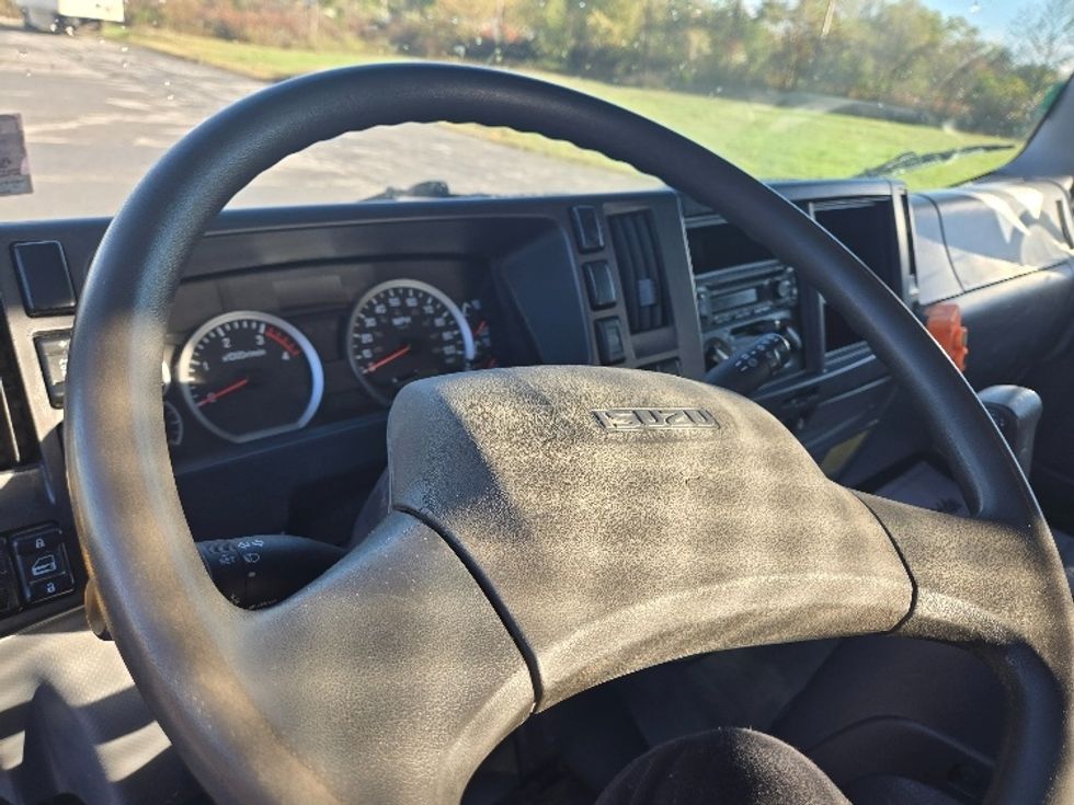 Flatbed Truck-Light and Medium Duty Trucks-Isuzu-2018-FTR-Clearfield-PA-61,185\n\t\tmiles-$ 47,500 - Image 13