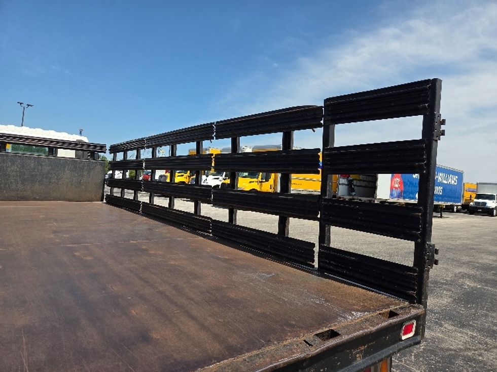 Flatbed Truck-Light and Medium Duty Trucks-Isuzu-2018-NPR-Kansas City-MO-133,879\n\t\tmiles-$ 35,750 - Image 11