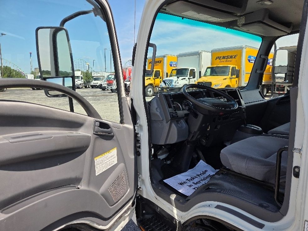 Flatbed Truck-Light and Medium Duty Trucks-Isuzu-2018-NPR-Kansas City-MO-133,879\n\t\tmiles-$ 35,750 - Image 15