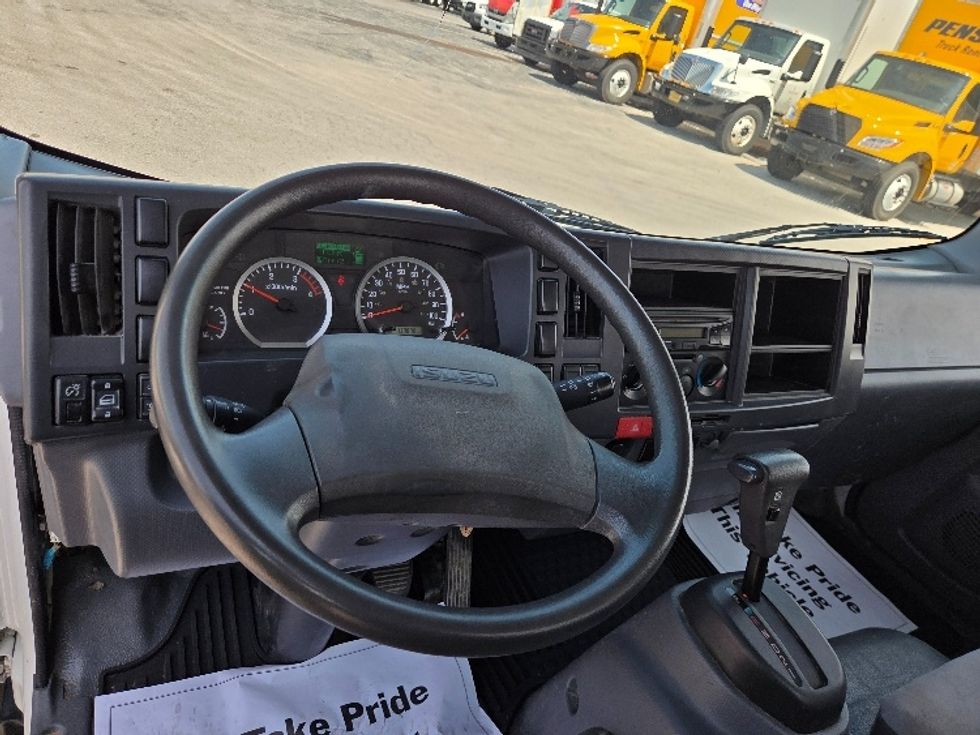 Flatbed Truck-Light and Medium Duty Trucks-Isuzu-2018-NPR-Kansas City-MO-133,879\n\t\tmiles-$ 35,750 - Image 17