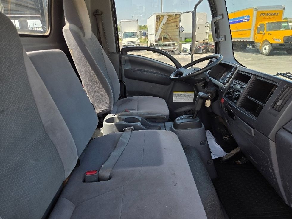 Flatbed Truck-Light and Medium Duty Trucks-Isuzu-2018-NPR-Kansas City-MO-133,879\n\t\tmiles-$ 35,750 - Image 21
